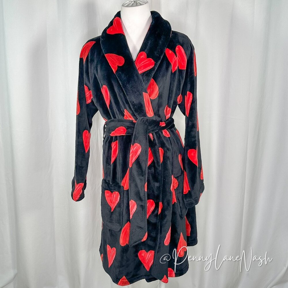 NWT Victoria's Secret Red & Black Hearts Cozy Short Robe - Picture 3 of 13